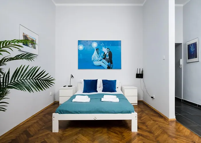 Horizon - Dom Sapiehy *